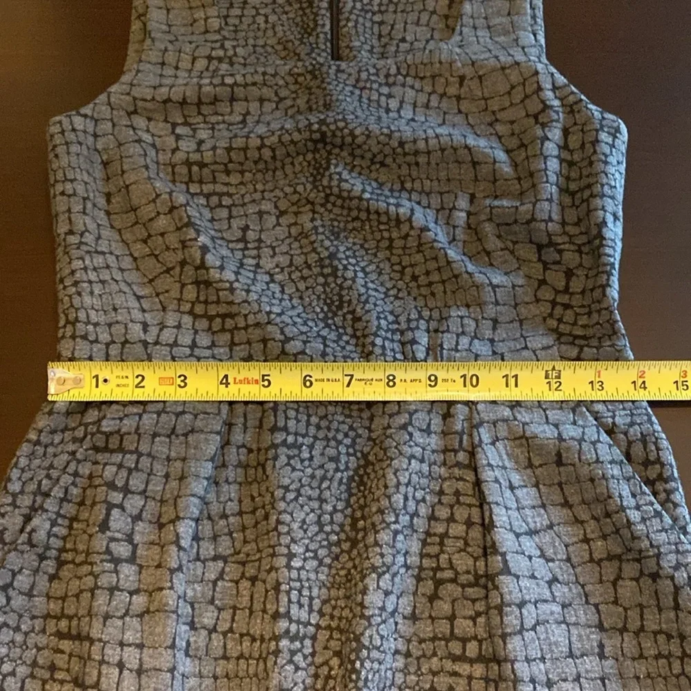 Calvin Klein Gray Sleeveless Sheath Midi Dress Square Neck. Size 4. Zipper back.
